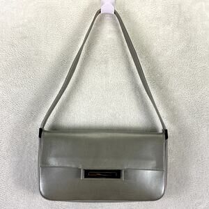 VTG Stuart Weitzman Shoulder Bag Purse Silver Metallic Leather Classic Luxury